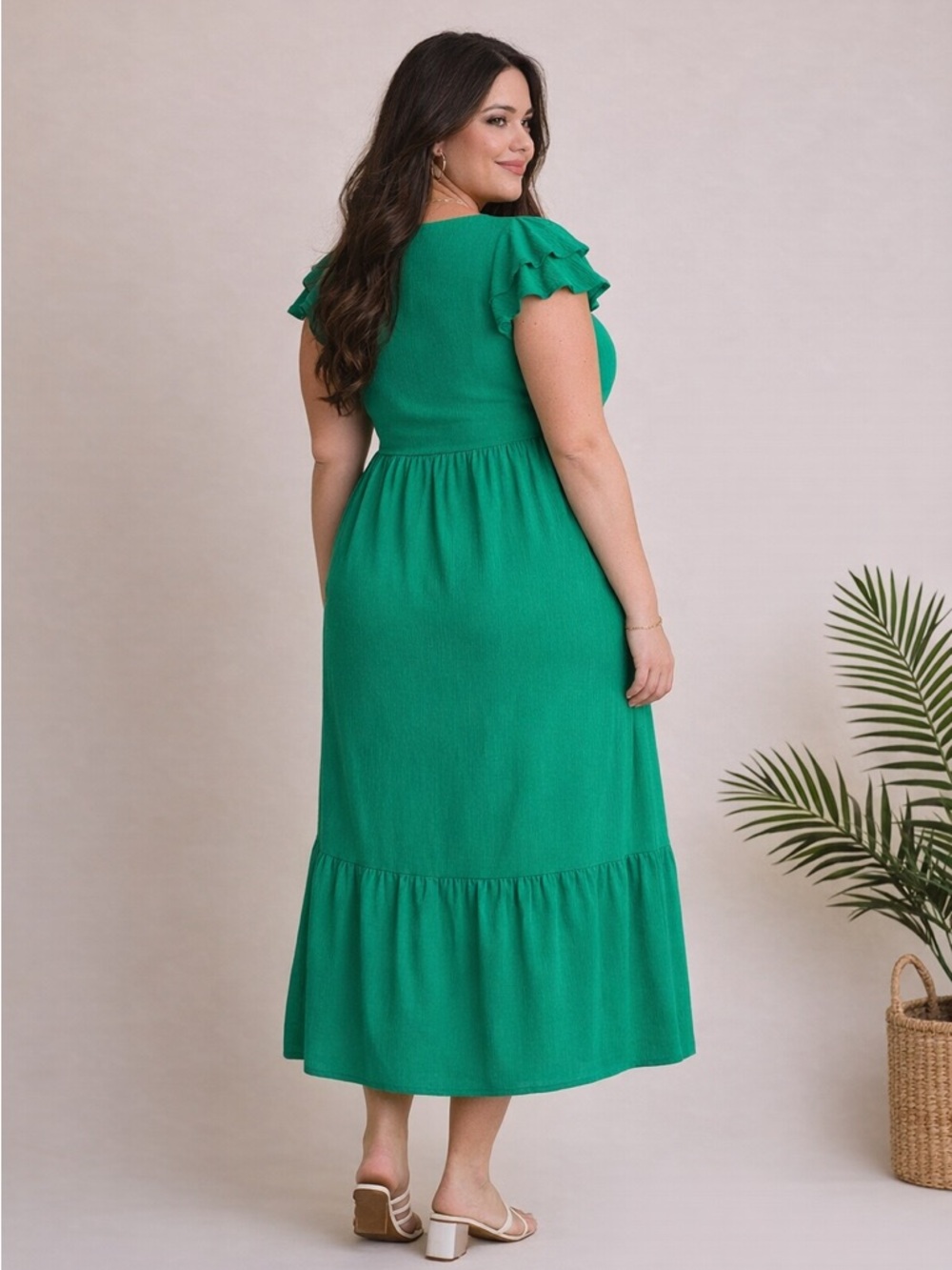 Gilli Emerald Green NWT Size 1X Flutter Sleeve Empire Boho Midi Dress - Picture 2 of 4